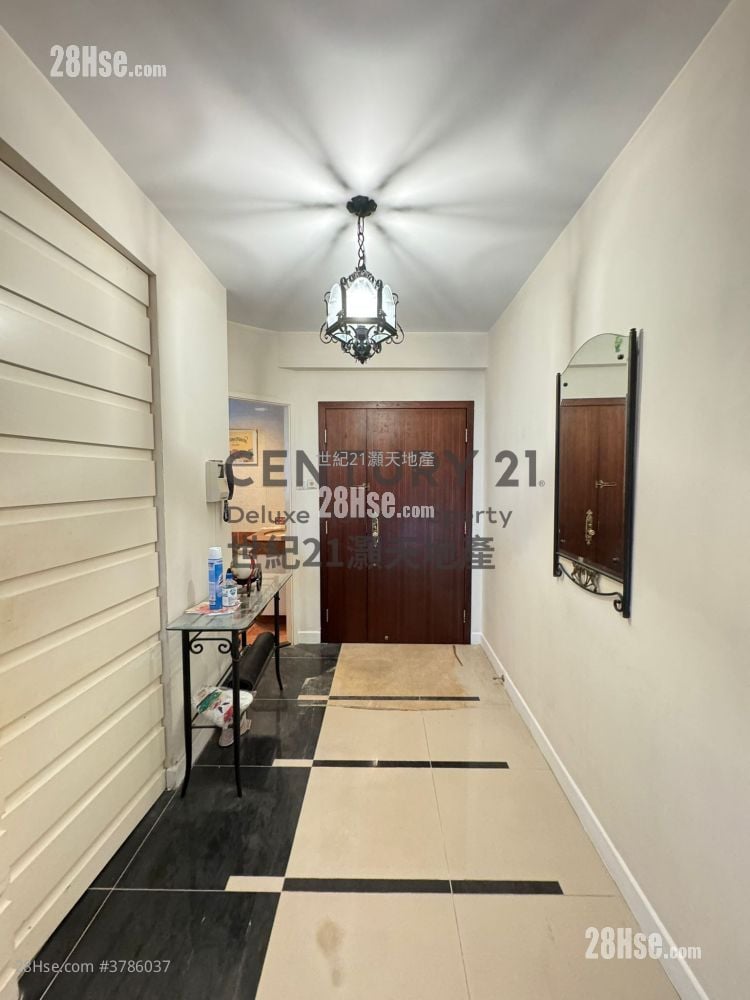 倚龙山庄 售盘 3 房 , 2 浴室 1,551 平方尺