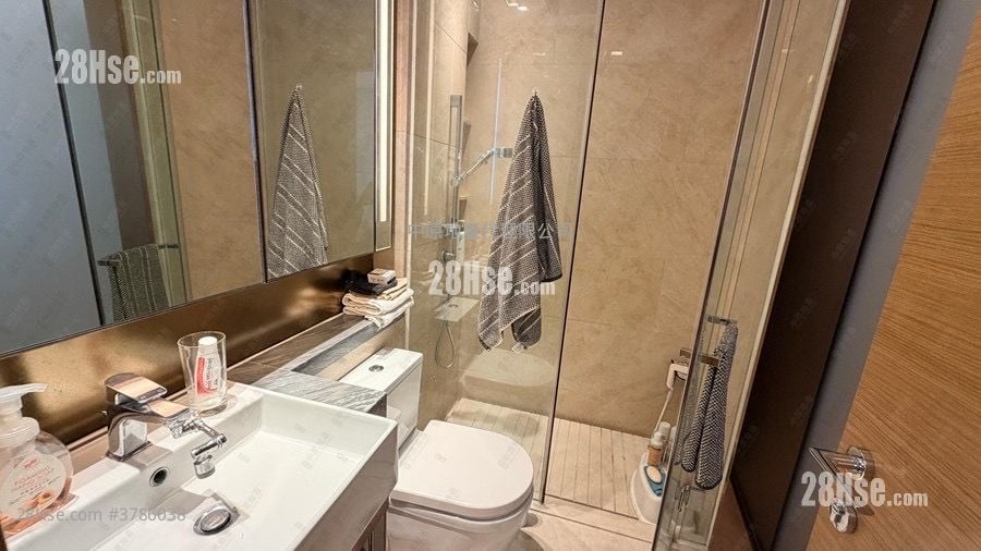 东环 售盘 1 房 , 1 浴室 377 平方尺