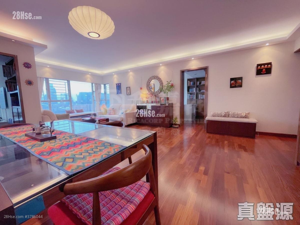 漾日居 租盘 3 房 , 3 浴室 1,076 平方尺