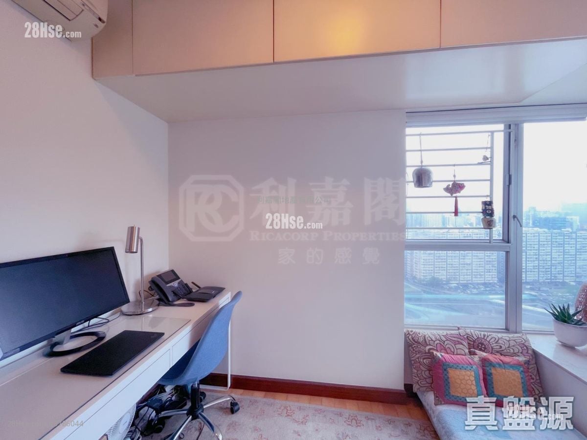 漾日居 租盘 3 房 , 3 浴室 1,076 平方尺