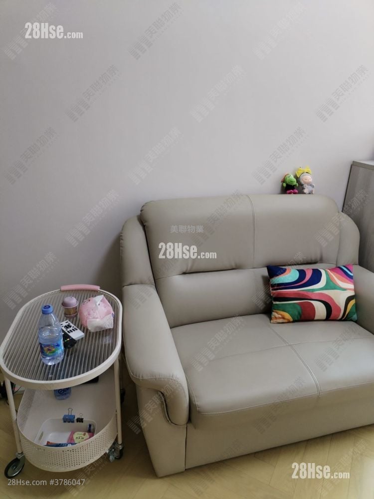 After The Rain Sell Studio , 1 Bathroom 294 ft²