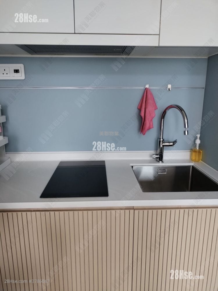 After The Rain Sell Studio , 1 Bathroom 294 ft²