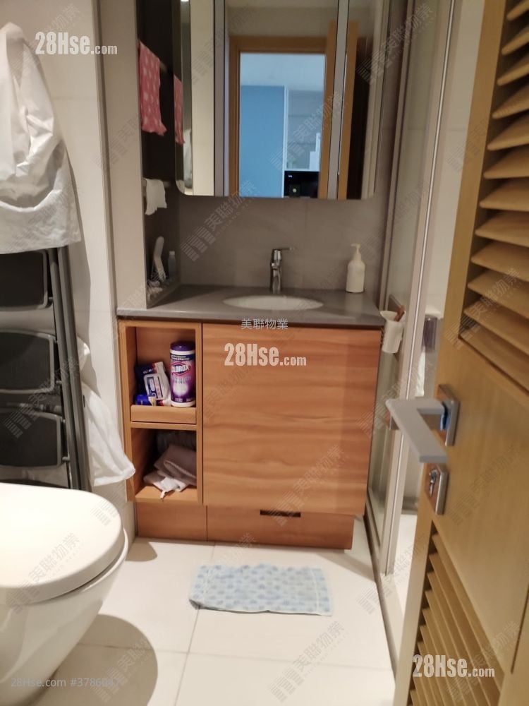 After The Rain Sell Studio , 1 Bathroom 294 ft²