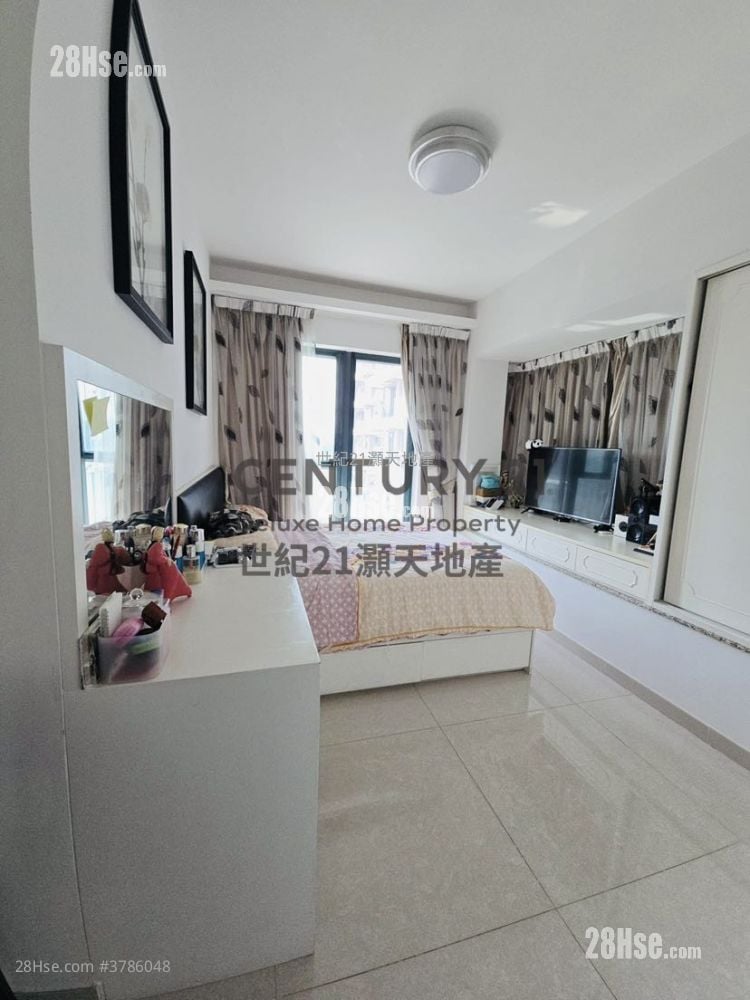 Mont Vert Sell 3 Bedrooms , 2 Bathrooms 905 ft²