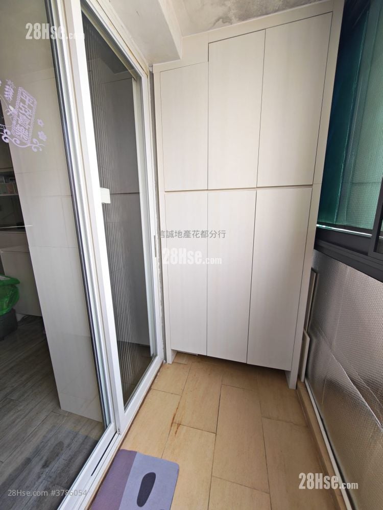 星光新邨 售盘 3 房 , 2 浴室 714 平方尺