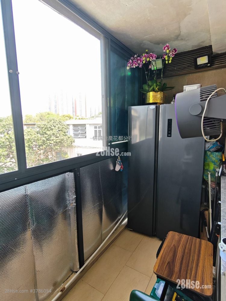 星光新邨 售盘 3 房 , 2 浴室 714 平方尺