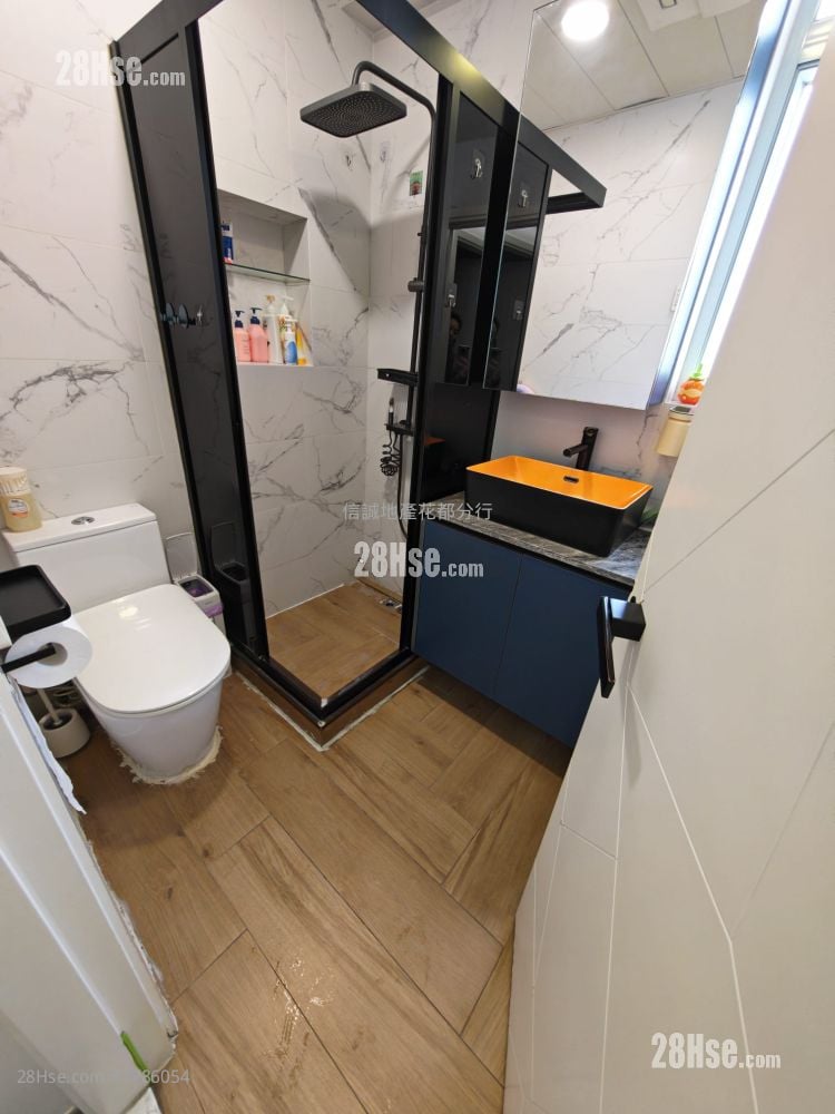 星光新邨 售盘 3 房 , 2 浴室 714 平方尺