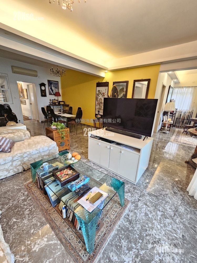 翠峦阁 租盘 3 房 , 2 浴室 1,517 平方尺