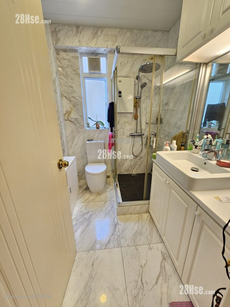 翠峦阁 租盘 3 房 , 2 浴室 1,517 平方尺