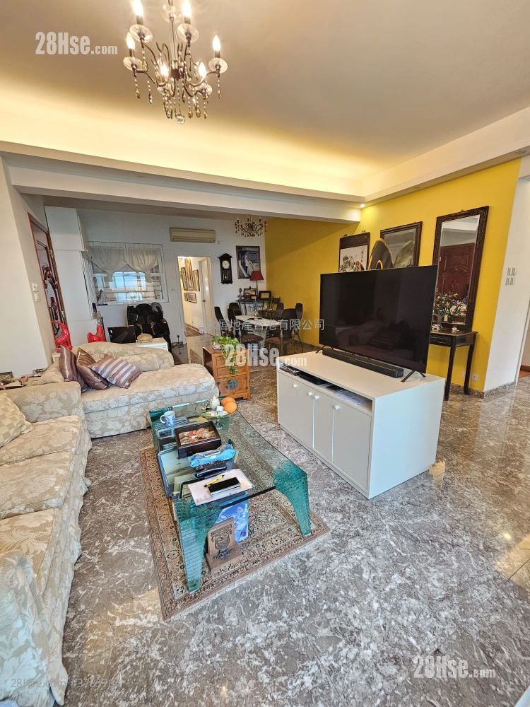 翠峦阁 租盘 3 房 , 2 浴室 1,517 平方尺