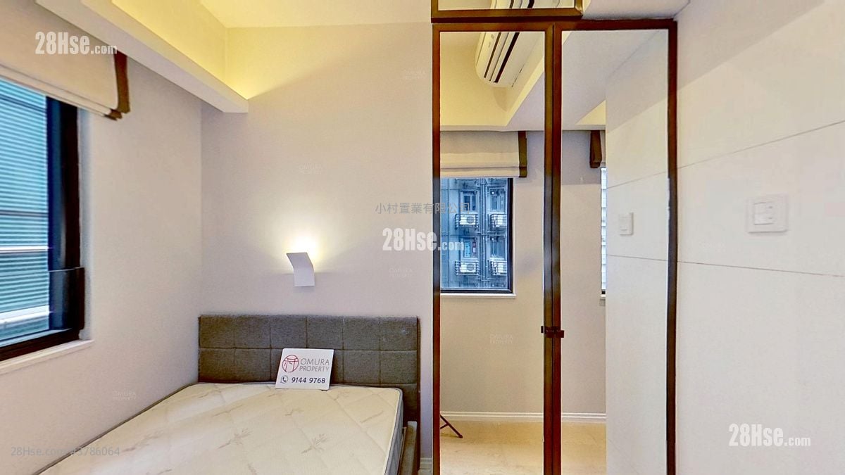 master room: Star Studios Rental Studio , 1 Bathroom 228 ft²