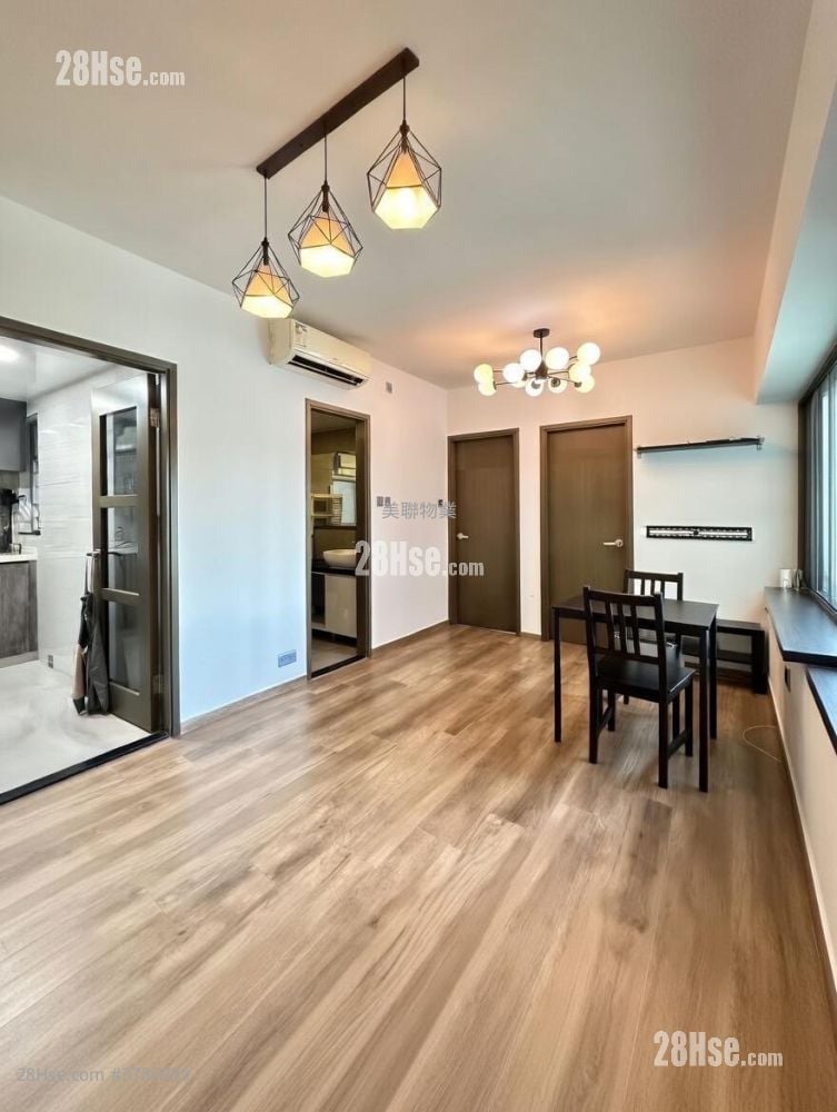 Parkland Villas Sell 2 Bedrooms 376 ft²