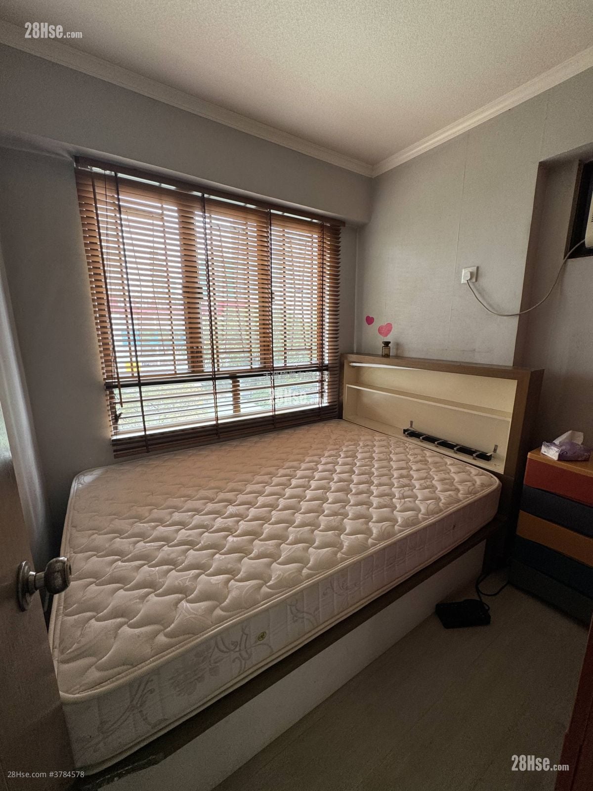 Hung Hom Gardens Rental 3 Bedrooms , 1 Bathroom 480 ft²