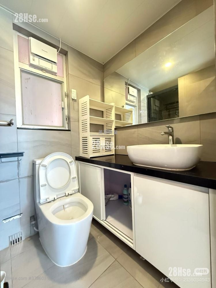 Parkland Villas Sell 2 Bedrooms 376 ft²