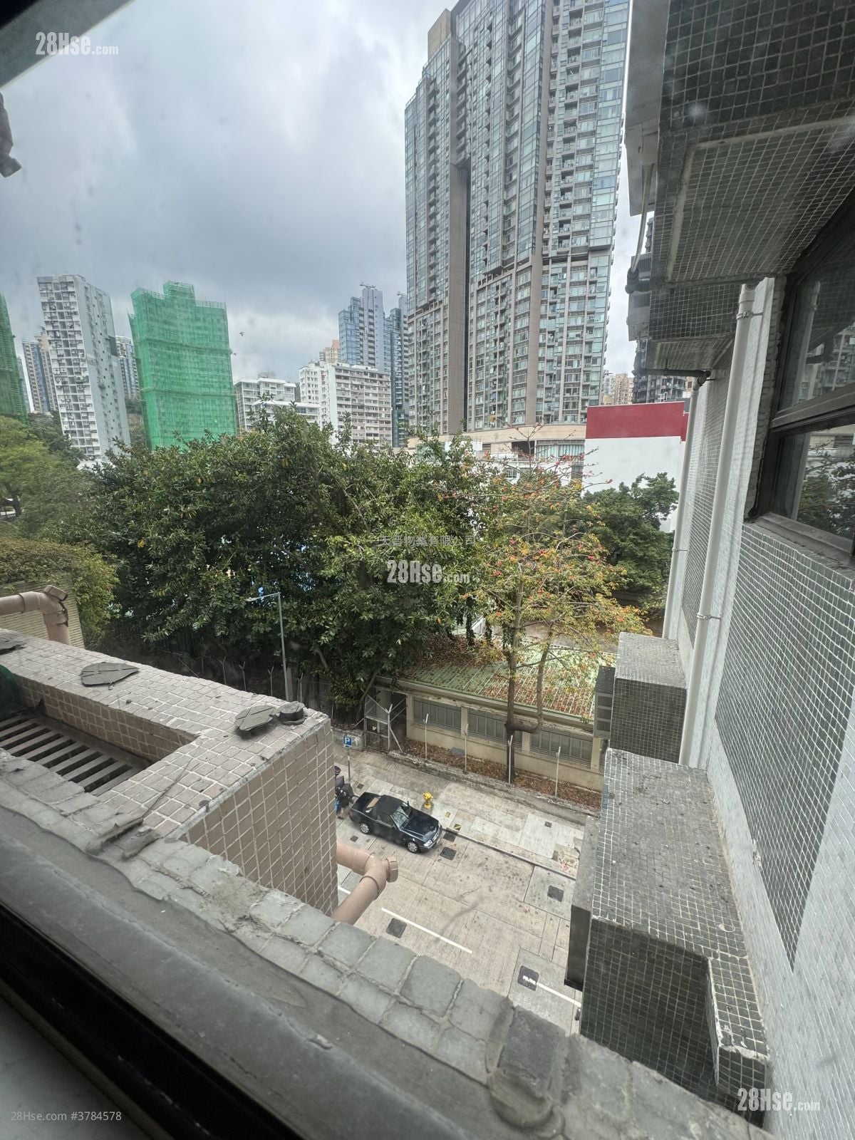 Hung Hom Gardens Rental 3 Bedrooms , 1 Bathroom 480 ft²