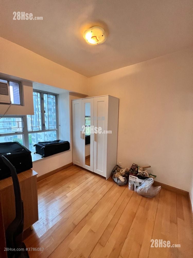 Merit Place Sell 2 Bedrooms , 1 Bathroom 469 ft²