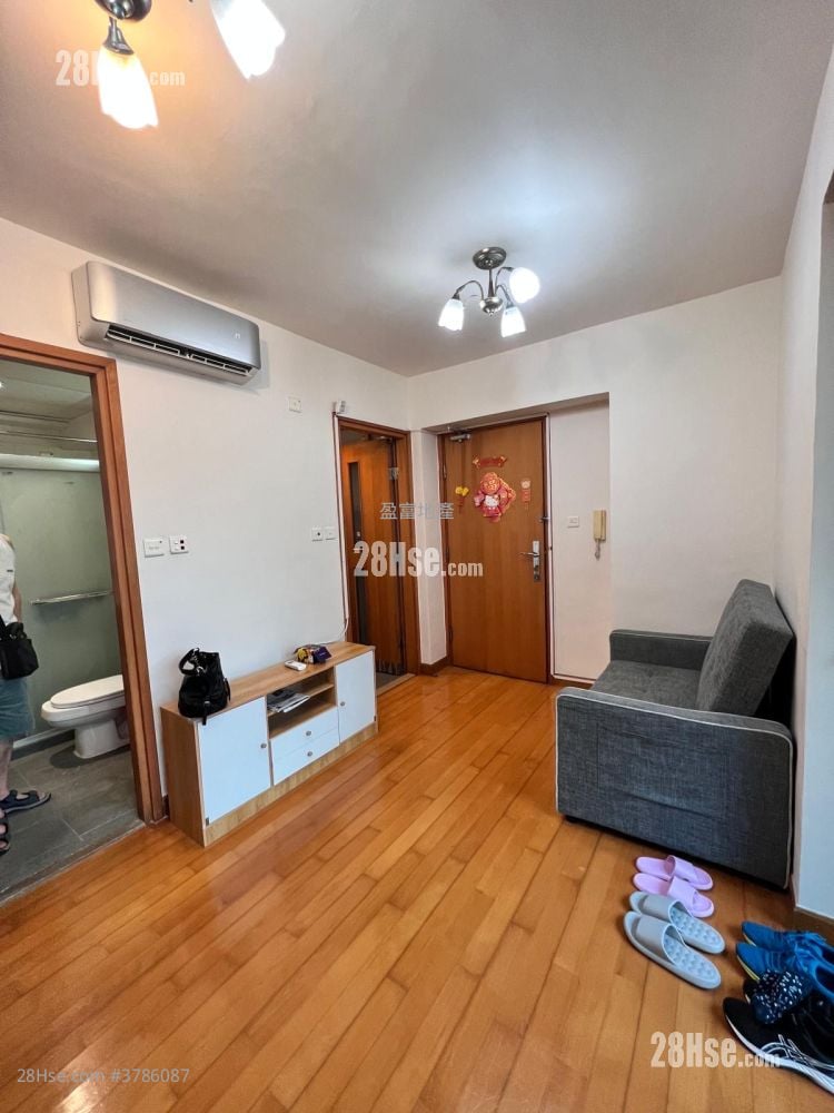 Merit Place Sell 2 Bedrooms , 1 Bathroom 469 ft²