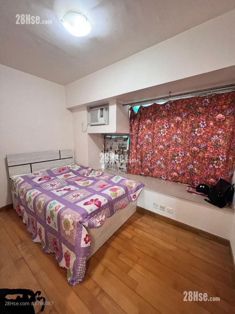 Merit Place Sell 2 Bedrooms , 1 Bathroom 469 ft²