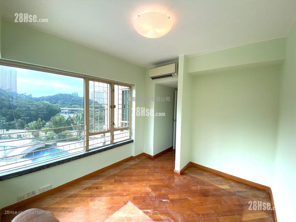 La Cite Noble Rental 3 Bedrooms , 2 Bathrooms 644 ft²