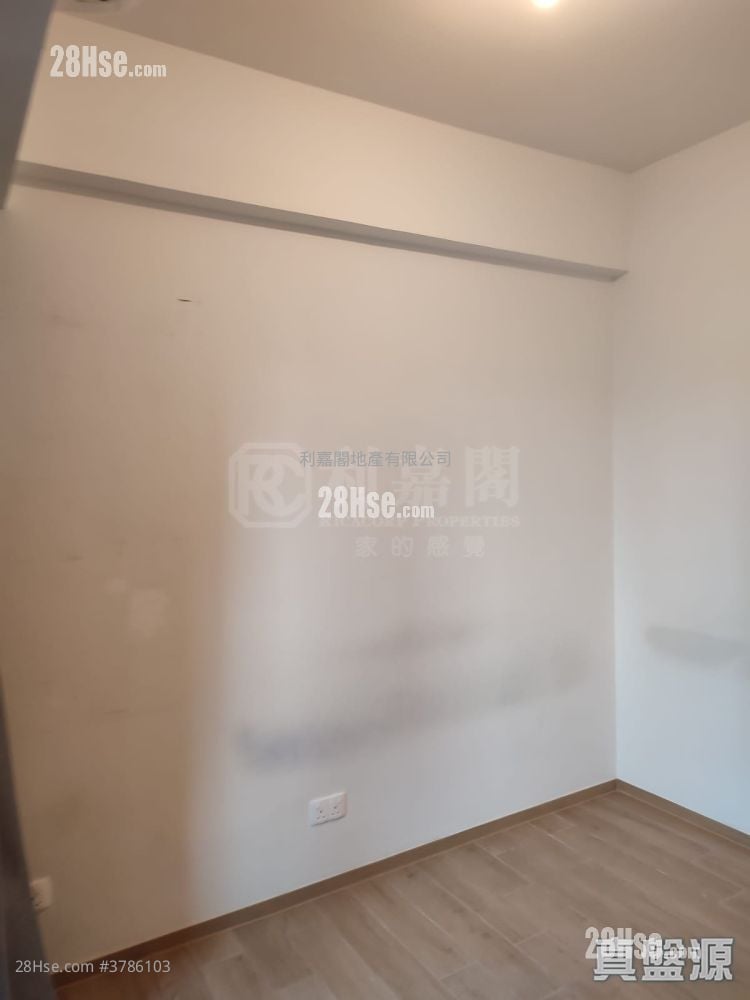 Lp6 Sell 1 Bedroom 307 ft²