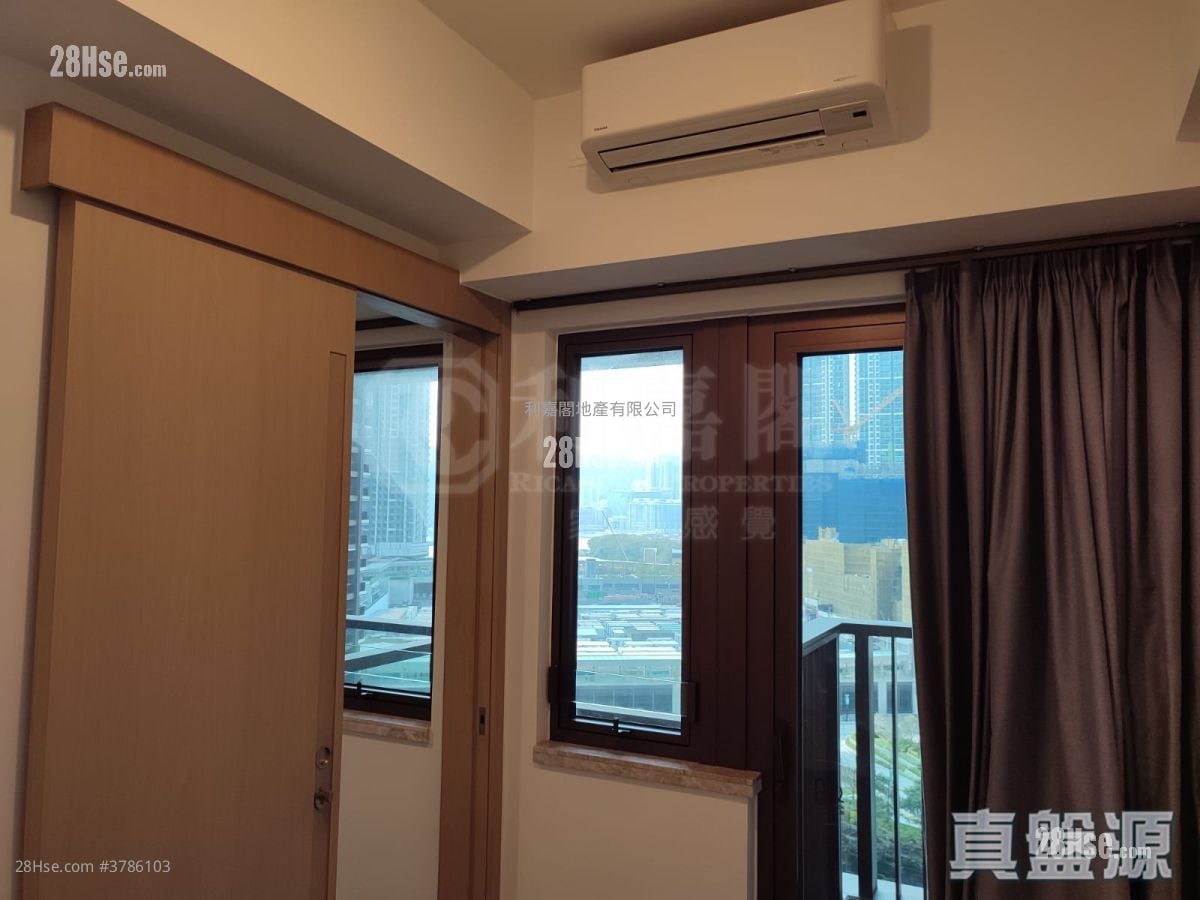 Lp6 Sell 1 Bedroom 307 ft²