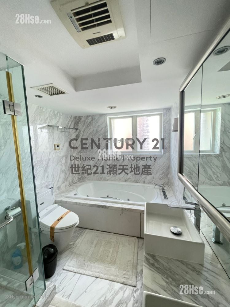 比华利山别墅 售盘 5+ 房 , 2 浴室 2,072 平方尺