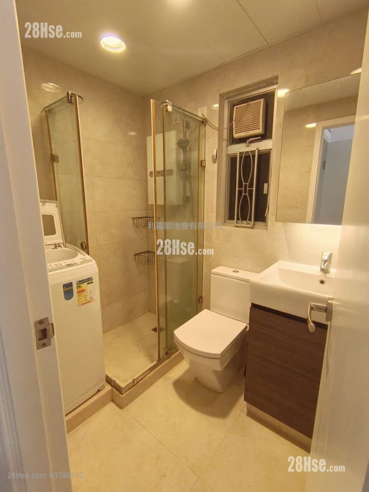 新都城 售盘 3 房 , 2 浴室 701 平方尺