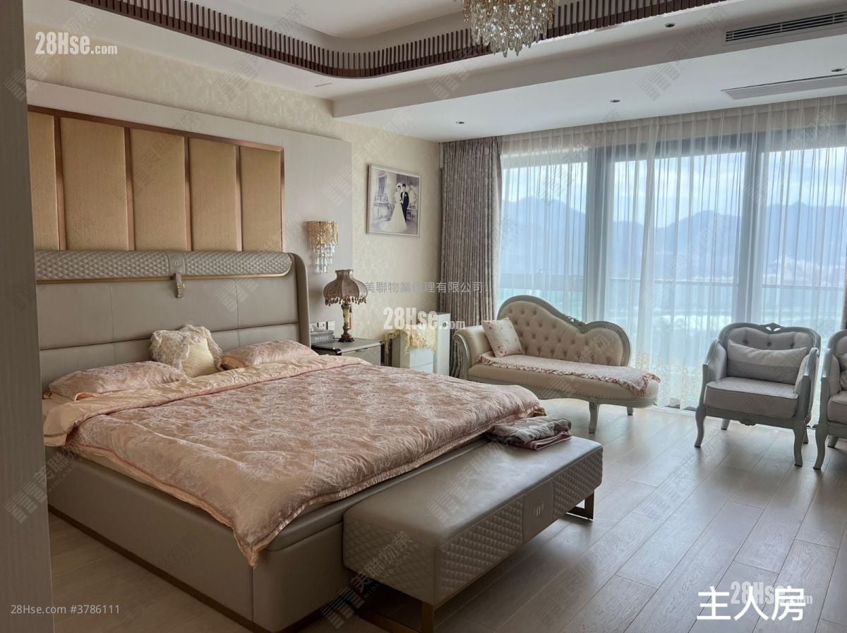 The Cavaridge Sell 5+ Bedrooms 5,393 ft²