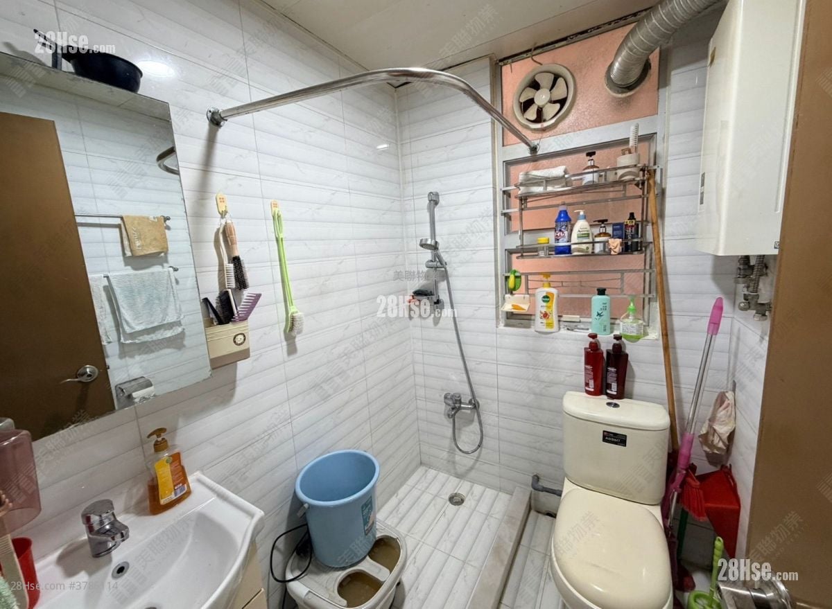 East Asia Gardens Sell 2 Bedrooms 460 ft²