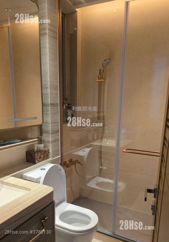 Silversands Sell 2 Bedrooms , 1 Bathroom 455 ft²