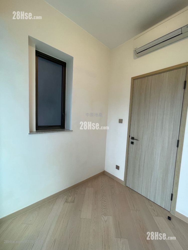 The Arles Sell 3 Bedrooms 673 ft²