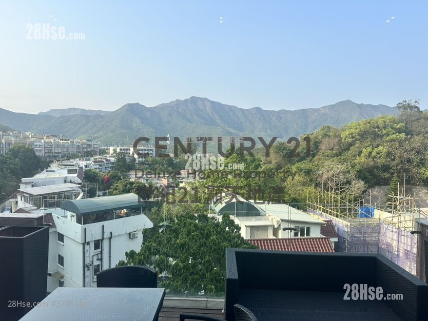 比华利山别墅 租盘 5+ 房 , 2 浴室 1,902 平方尺