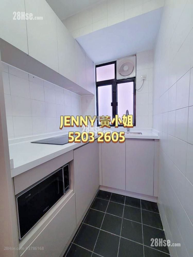 Hillwood Mansion Sell 2 Bedrooms , 1 Bathroom 420 ft²