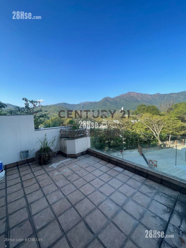 比华利山别墅 租盘 5+ 房 , 2 浴室 1,606 平方尺