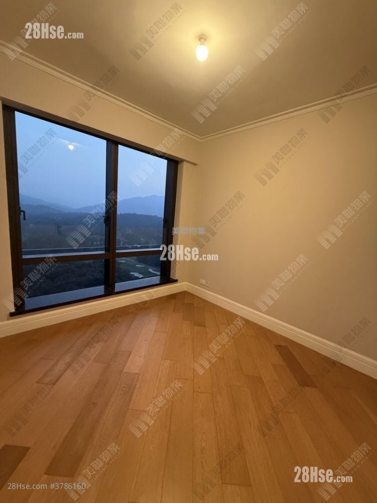 bedroom 1: Eden Manor Rental 4 Bedrooms , 4 Bathrooms 1,314 ft²