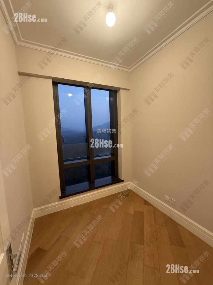 bedroom 2: Eden Manor Rental 4 Bedrooms , 4 Bathrooms 1,314 ft²