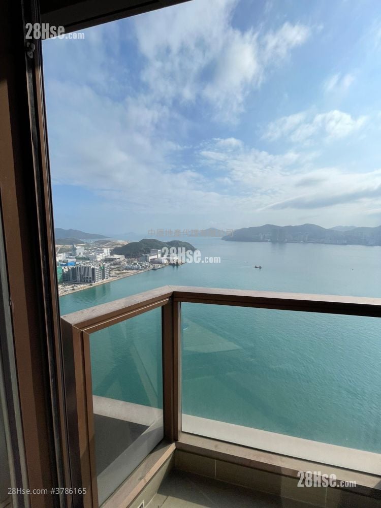 LP10 售盘 4 房 , 4 浴室 1,203 平方尺