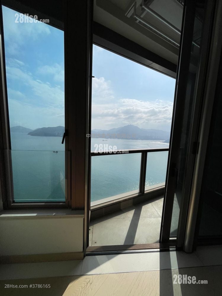 LP10 售盘 4 房 , 4 浴室 1,203 平方尺