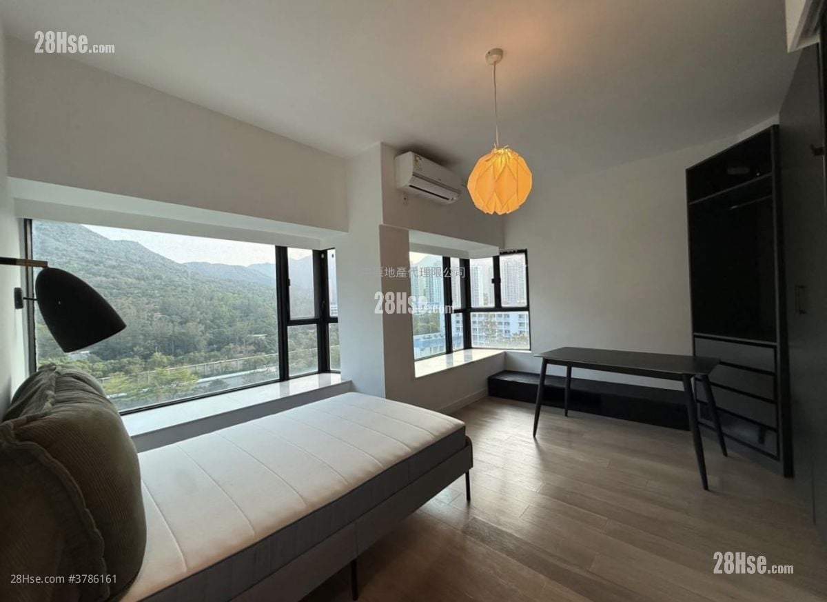 Coastal Skyline Sell 2 Bedrooms , 1 Bathroom 561 ft²