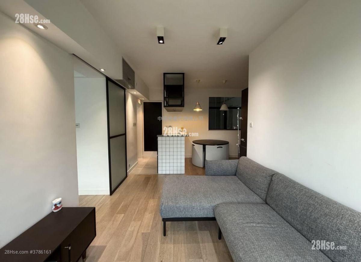 Coastal Skyline Sell 2 Bedrooms , 1 Bathroom 561 ft²