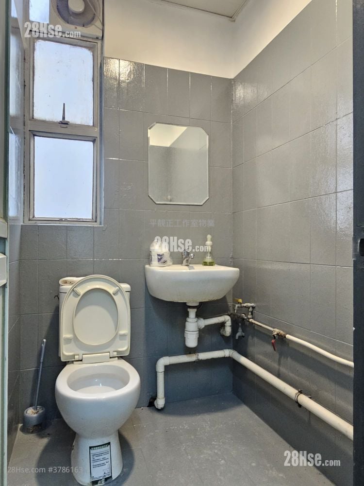 Tak Fung Industrial Centre Rental