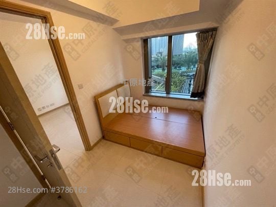 海之恋 售盘 1 房 369 平方尺