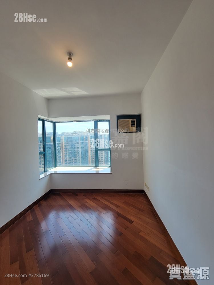 The Long Beach Sell 2 Bedrooms , 1 Bathroom 547 ft²