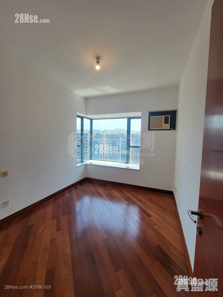 The Long Beach Sell 2 Bedrooms , 1 Bathroom 547 ft²