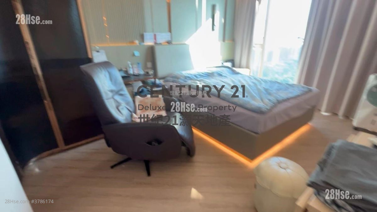 鹿茵山庄 售盘 3 房 , 2 浴室 1,307 平方尺