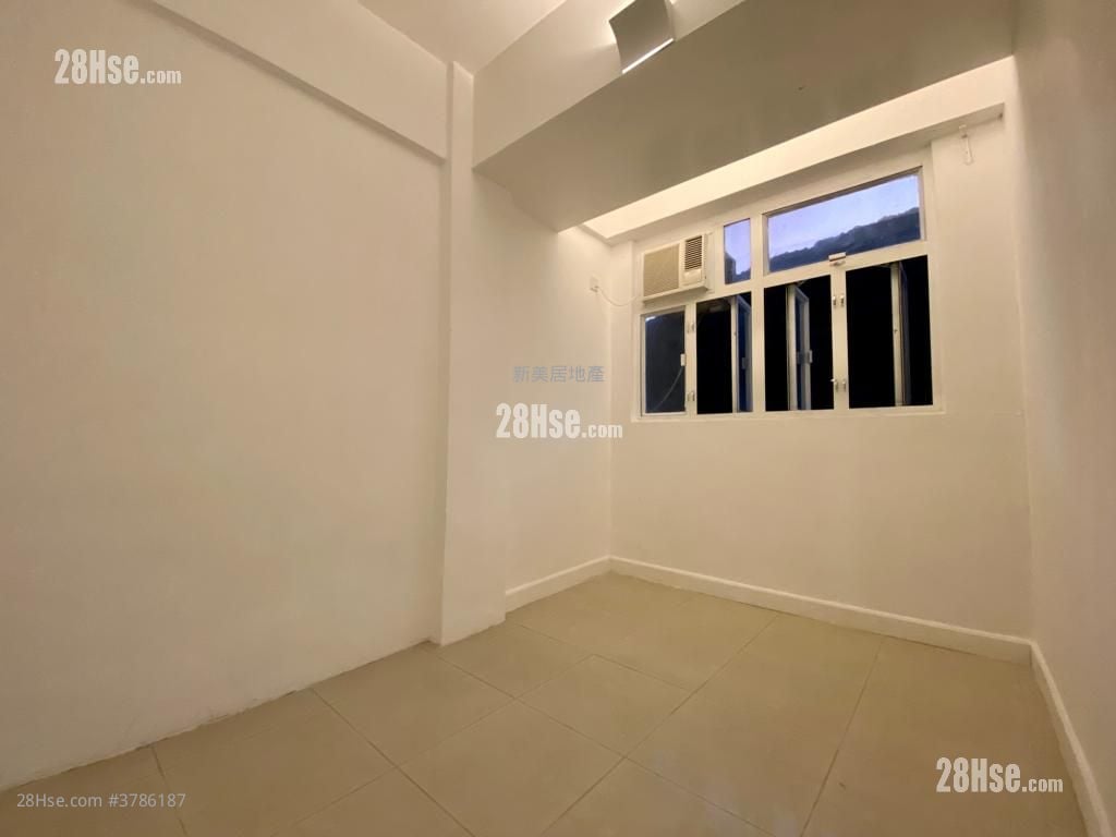 Chung Hing Mansion Rental 2 Bedrooms , 1 Bathroom
