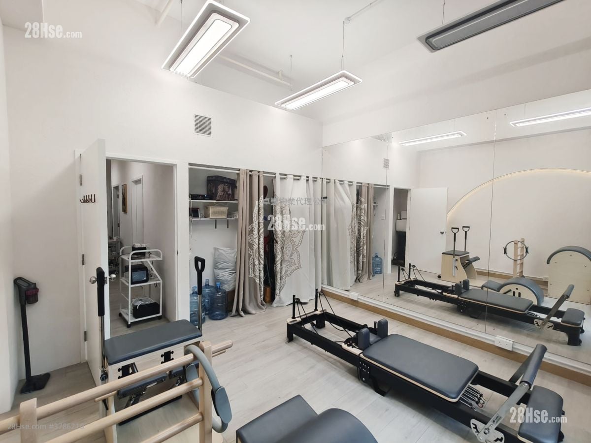 金百盛中心 租盘 3 房 , 1 厕所