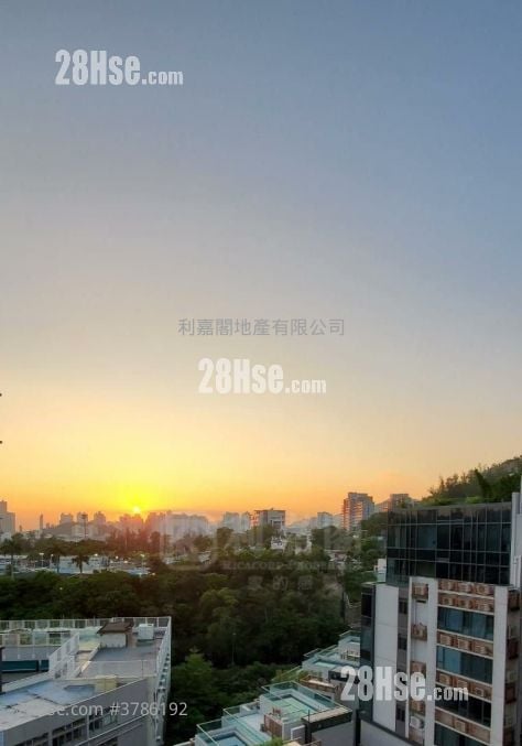 Parc Inverness Sell 3 Bedrooms 1,534 ft²