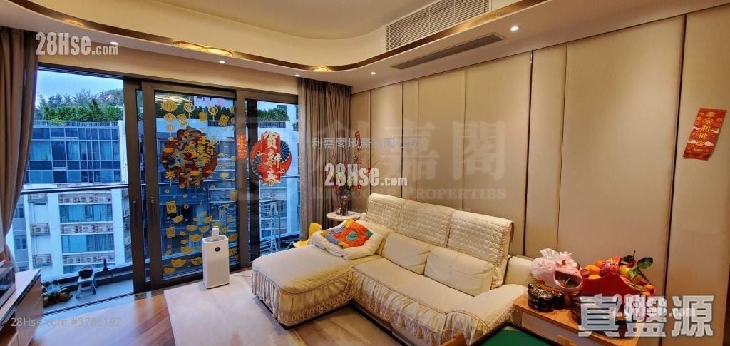 Parc Inverness Sell 3 Bedrooms 1,534 ft²