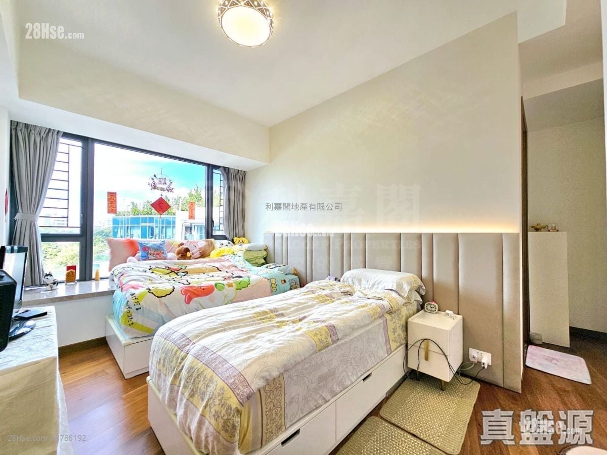 Parc Inverness Sell 3 Bedrooms 1,534 ft²